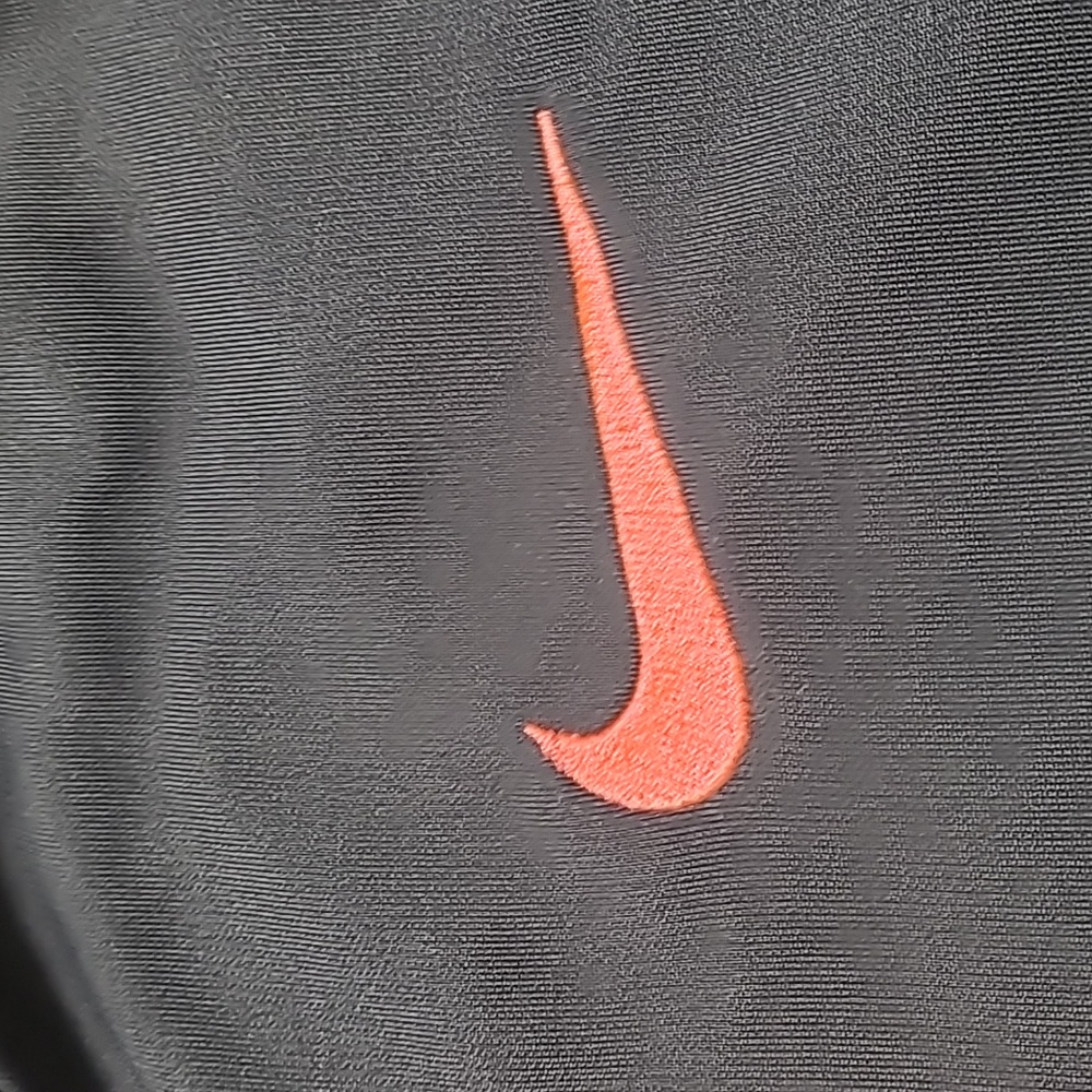 WOMEN'S NIKE THERMA-FIT PULLOVER - Picture 3 of 10